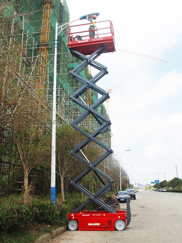 Selbstfahrende Elektroscherenbühne, XE-W Serie